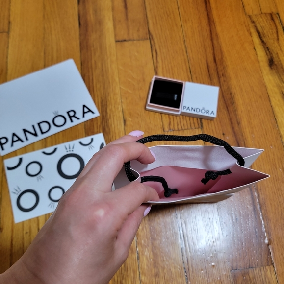 Pandora minimalistic ring charm box with shopping bag thank you note + envelope - Picture 5 of 5